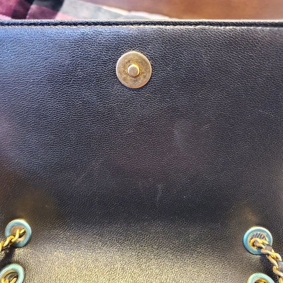 Chanel chevron crossbody - Picture 15 of 15